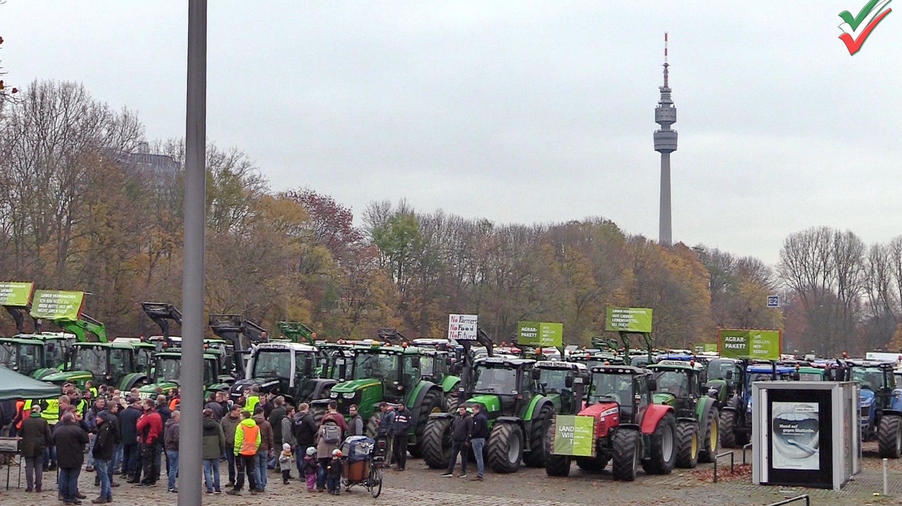 Trecker-Demo - NRW-Landwirte bereiten sich auf Demo in ...